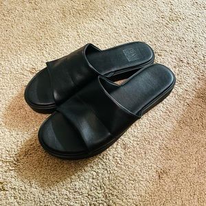 Dolce Vita Sandals